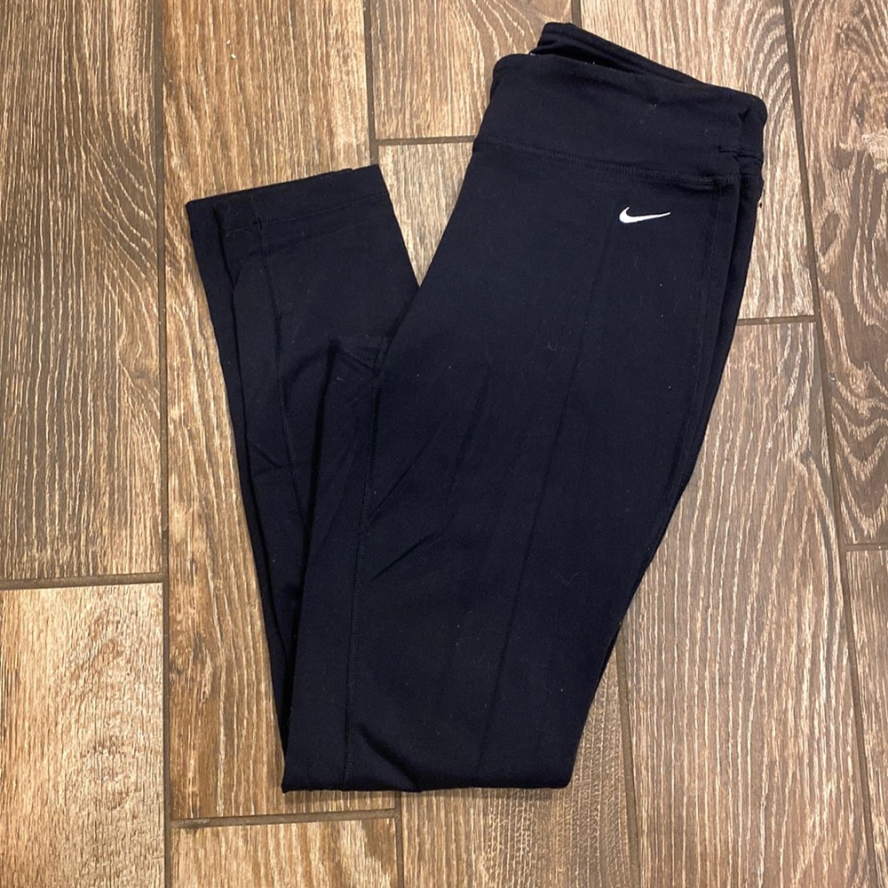 Nike dri fit leggings.